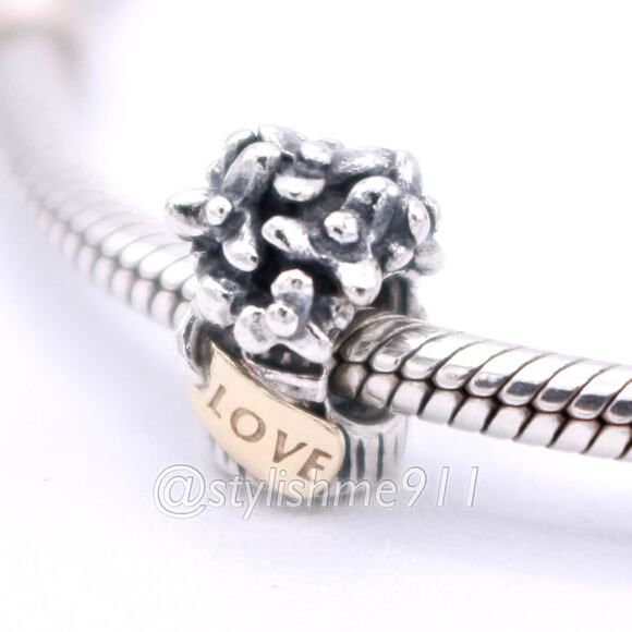 Authentic PANDORA Bouquet of Flowers Charm - 790441 - Picture 2 of 13